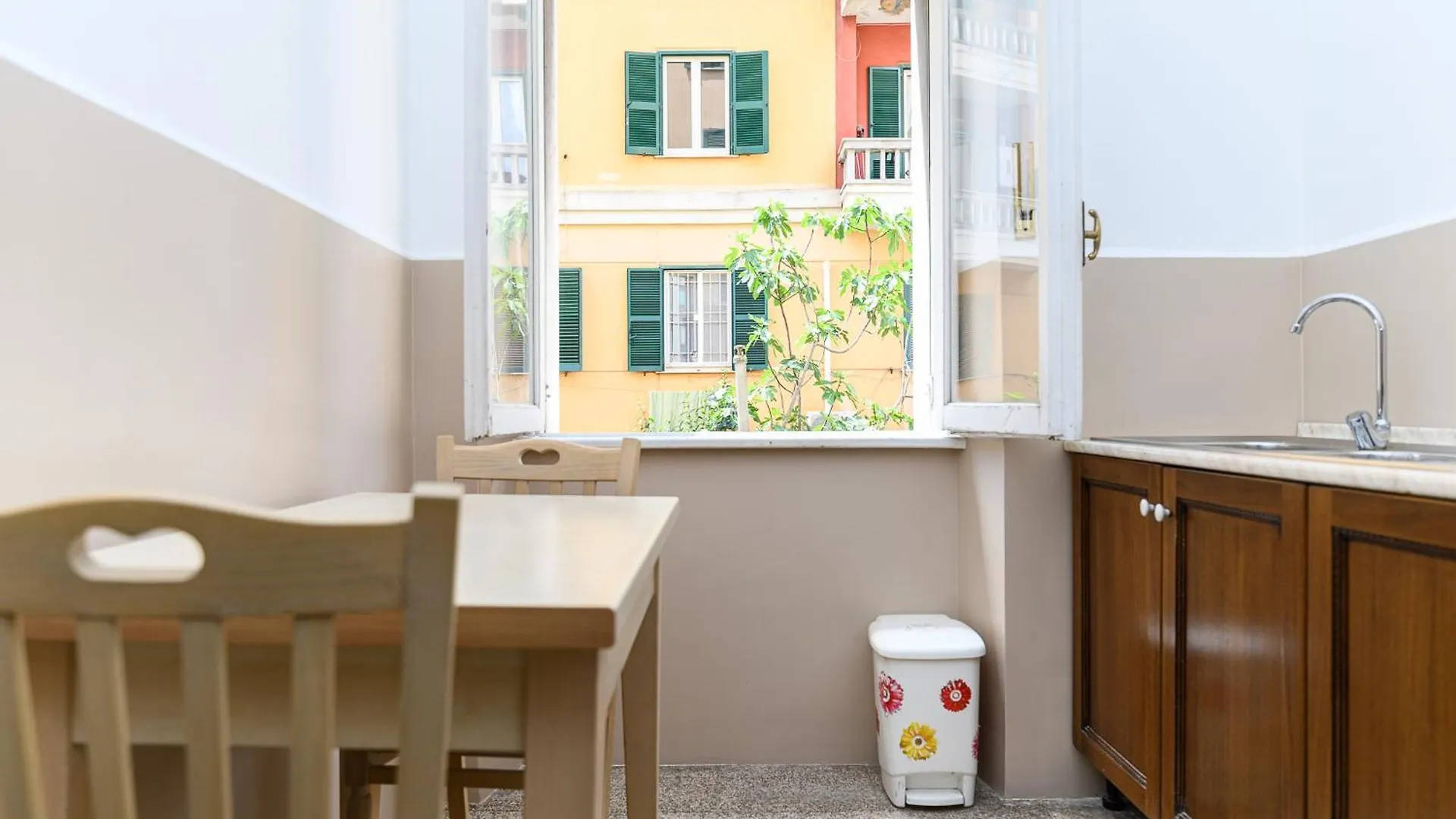 Casa Vacanze Mantegazza Apartment Rome